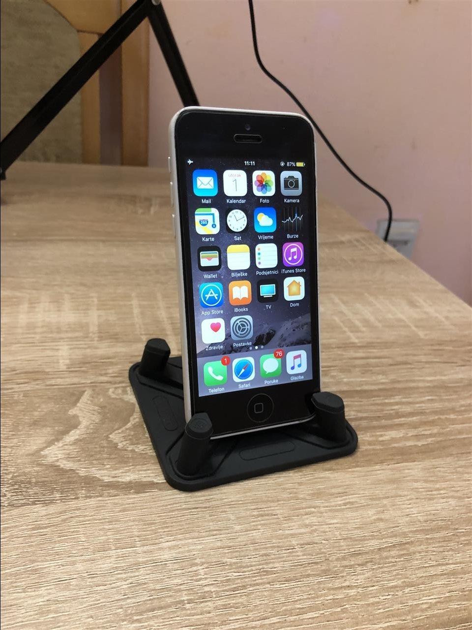 iPhone-5c-TOP