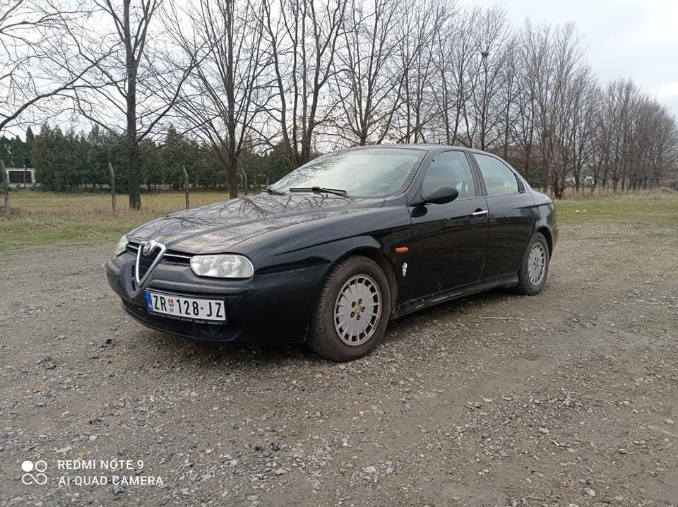 Alfa-Romeo-156