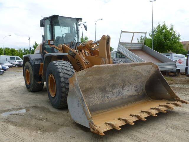 CASE-821-E---08