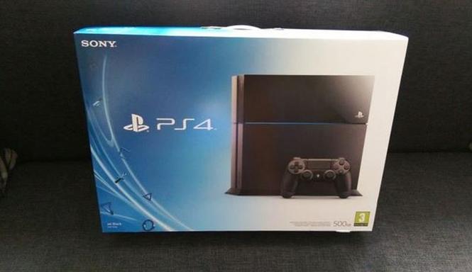 Sony PS4 Novo