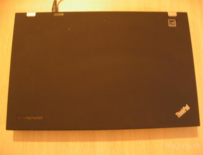 Laptop Lenovo Full Hd Ips Ekran Beograd