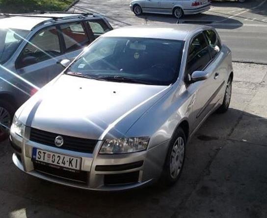 Fiat-Stilo-1-6-16V--02