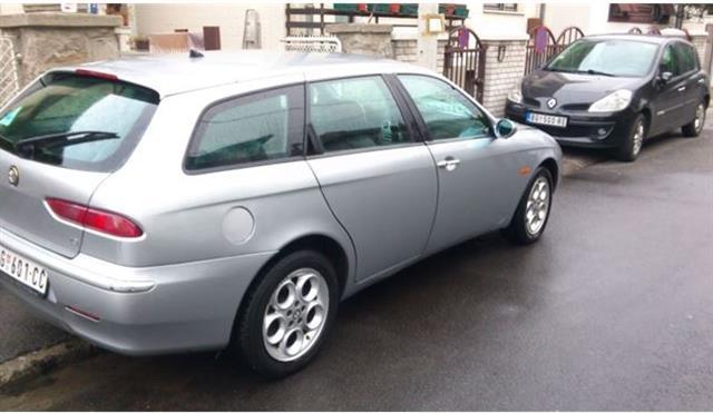 Alfa-Romeo-156-JTD--02