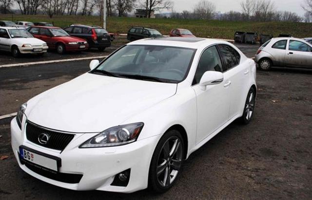 Lexus IS 250 Luxury -11
