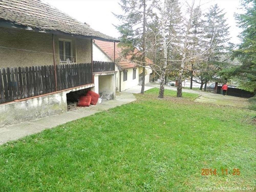 Kuca-Beli-Potok-ispod-same-Avale-centar-povoljno