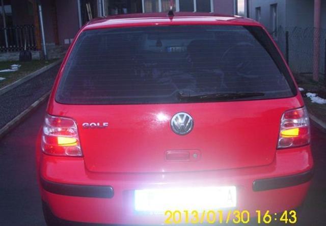 VW-Golf-IV--02