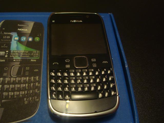 Nokia E6