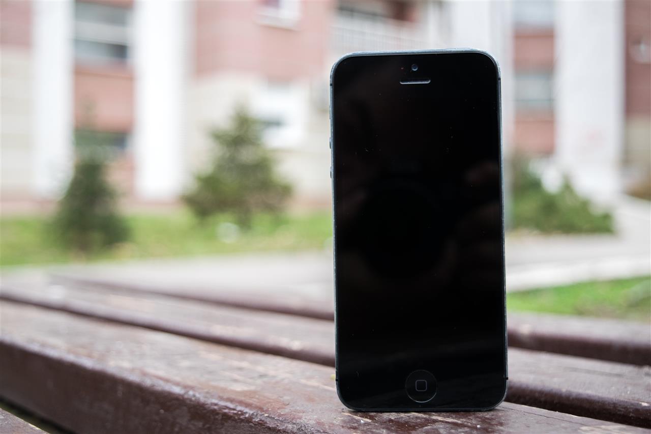 Apple-iPhone-5--Space-Gray-