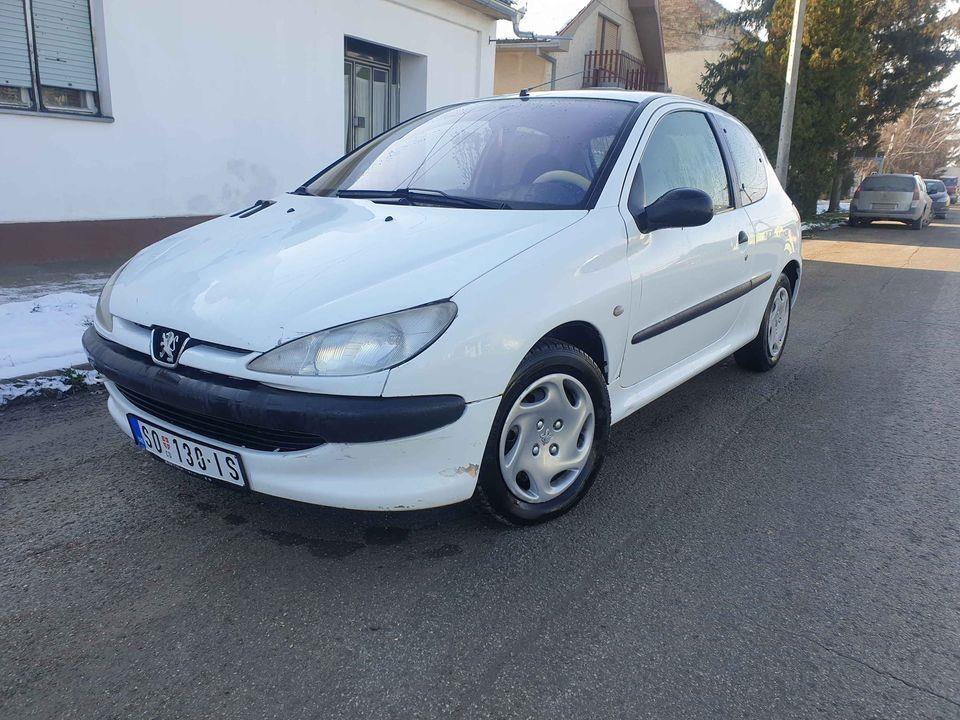 Peugoet-206