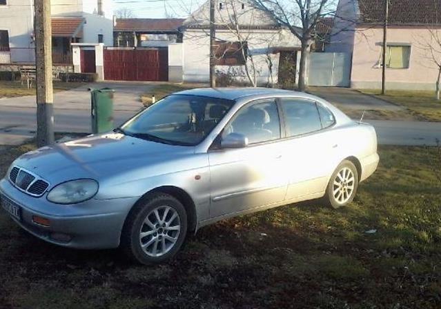 Daewoo-Leganza--99
