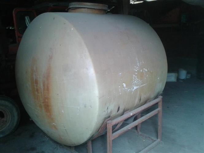 Cisterna 3000 litara