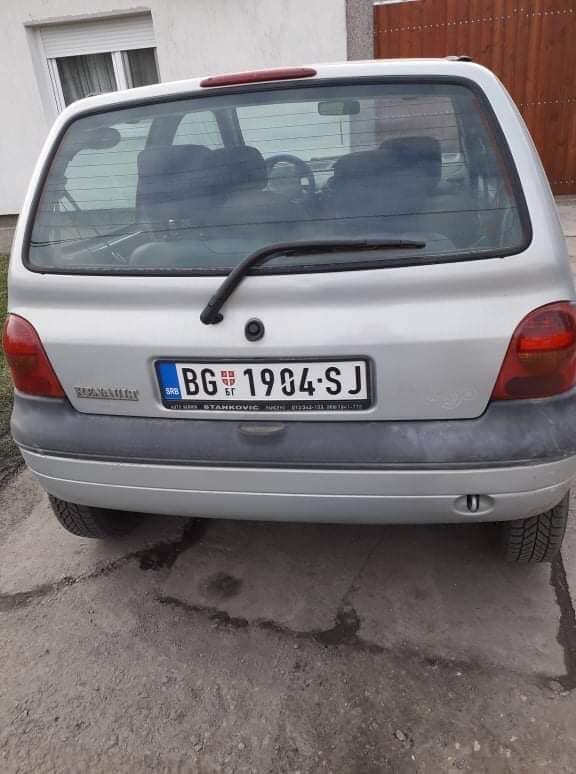 Prodajem-renault-twingo