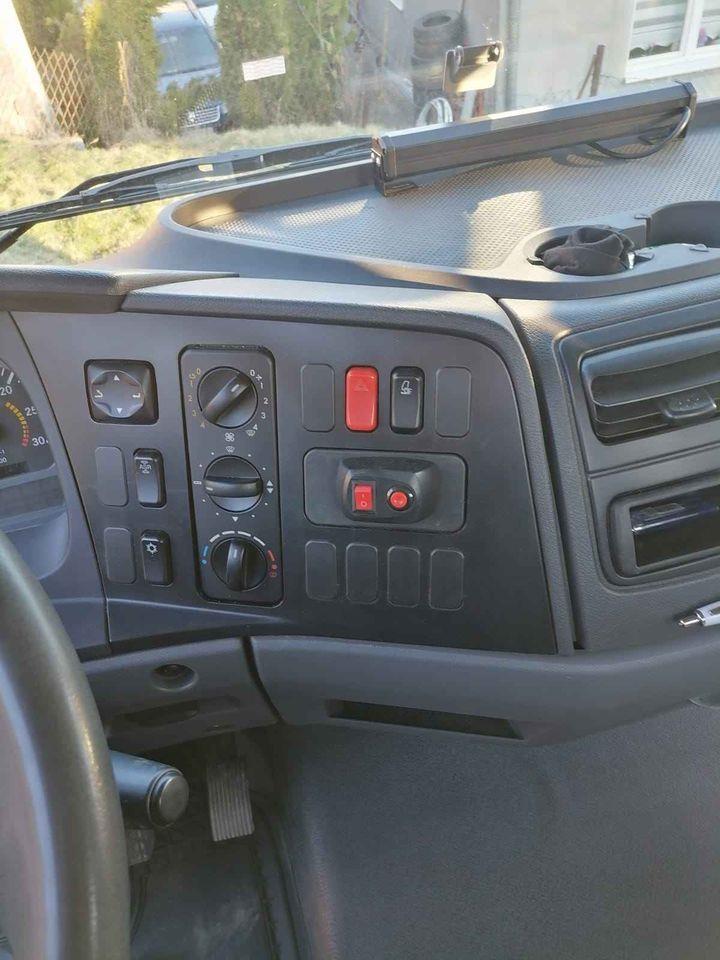 Atego-818