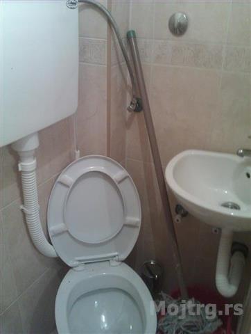 Garsonjera-od-20m2-CENTAR-