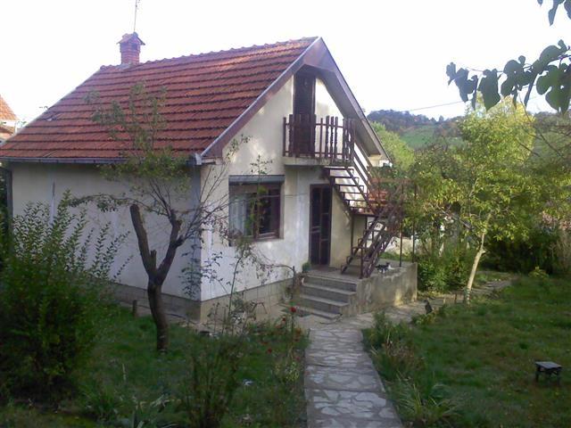 Kuca-80m2-u-Petnici