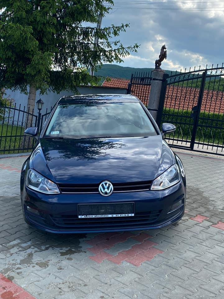 GOLF-7--1-6-TDI