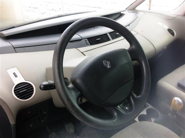Renault-Grand-Espace-1-9-dci--03