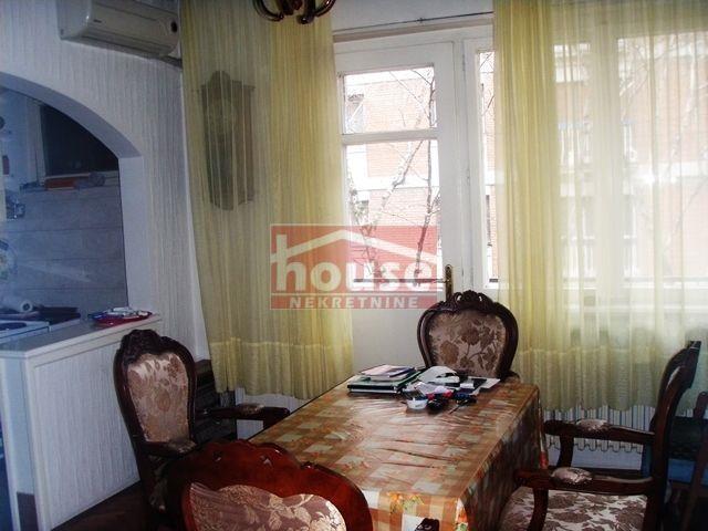 Stan 65m2 u Centar