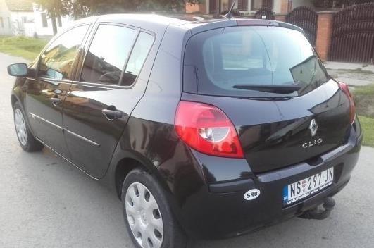 2007-Renault-Clio-1-5-dci