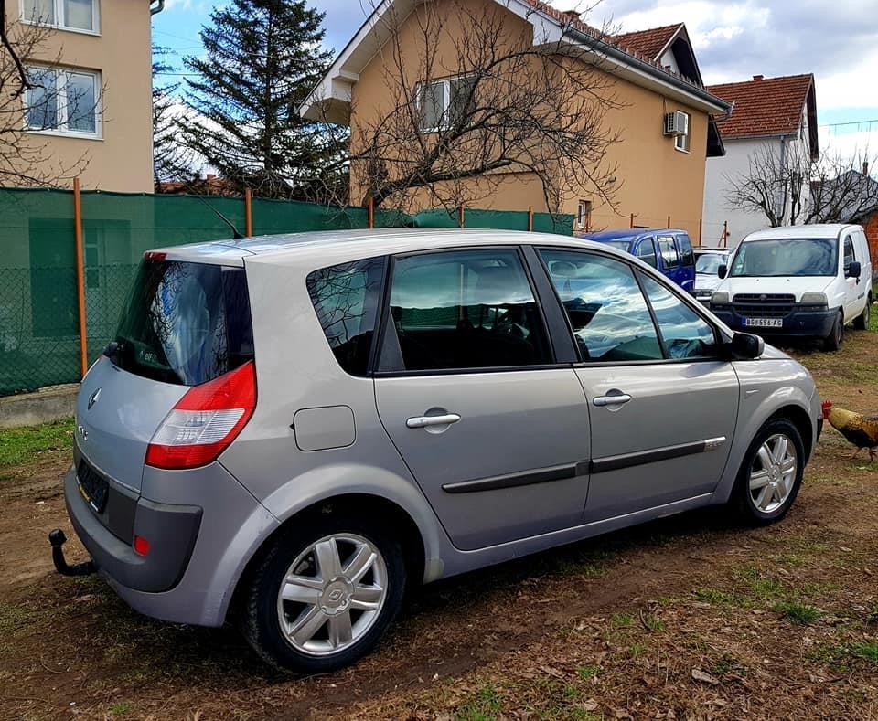 Renault-SCENIC-II-1-9-dCi-privilege