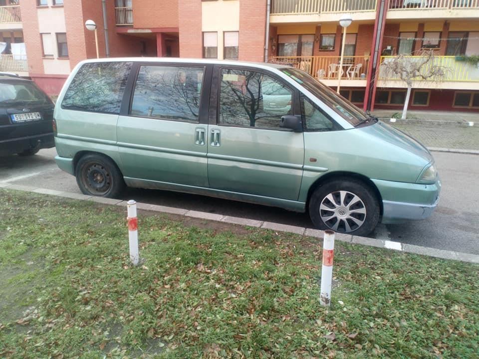 Pezo-806