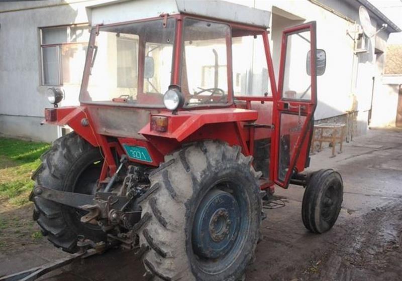 Traktor-Imt-560--91