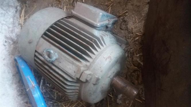 Električni motor