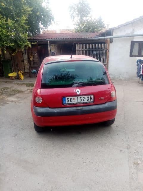 Reno-clio-2002