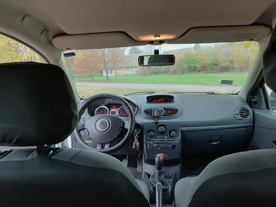 Renault-Clio-1-5-DCI