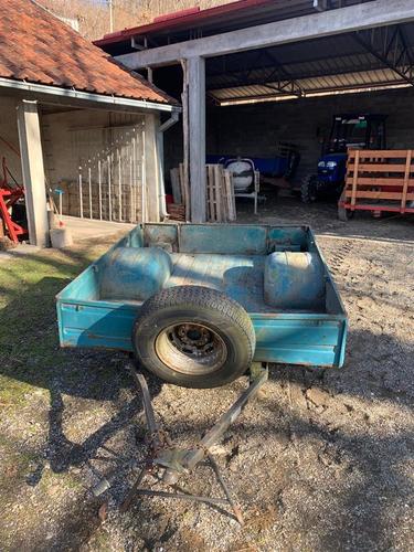 Auto prikolica