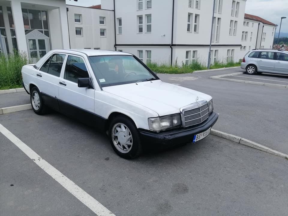Mercedes-190D