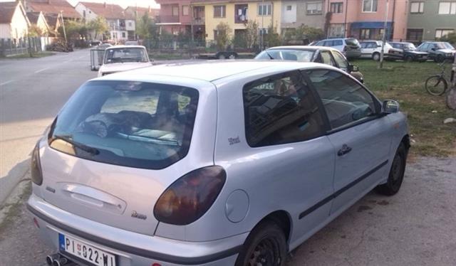 Fiat-Bravo-1-2-16v---01