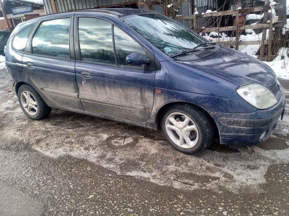 Renault-Scenic-1-9-dci