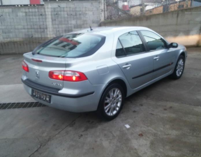 Renault-Laguna-1-9-dci--04