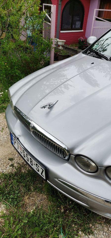 Jaguar-X-Tupe