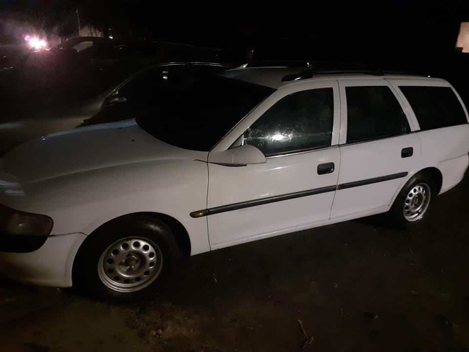 Opel-vektra-b