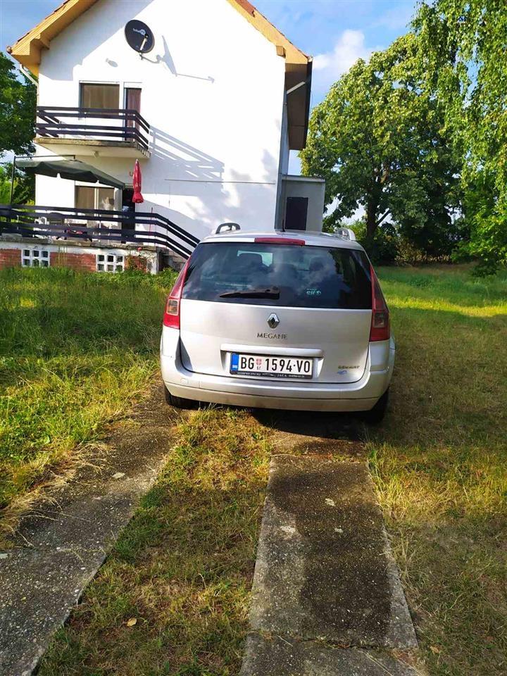 Renault-Megan-1-5-Dci