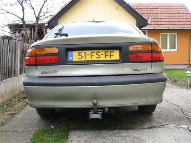 Renault-Laguna-1-8--00