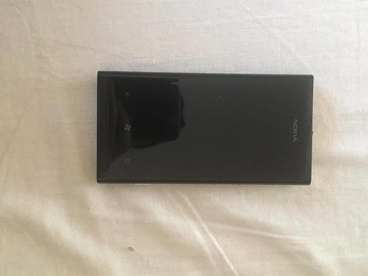 Nokia-Lumia-800-