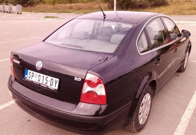 VW-Passat-5-5-2-0--04