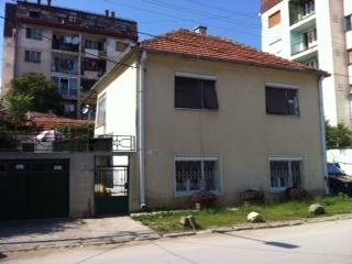 Kuca 120m2 u centru Prokuplja