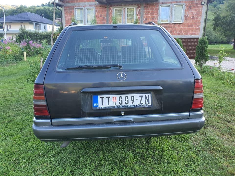 Mercedes-E250D