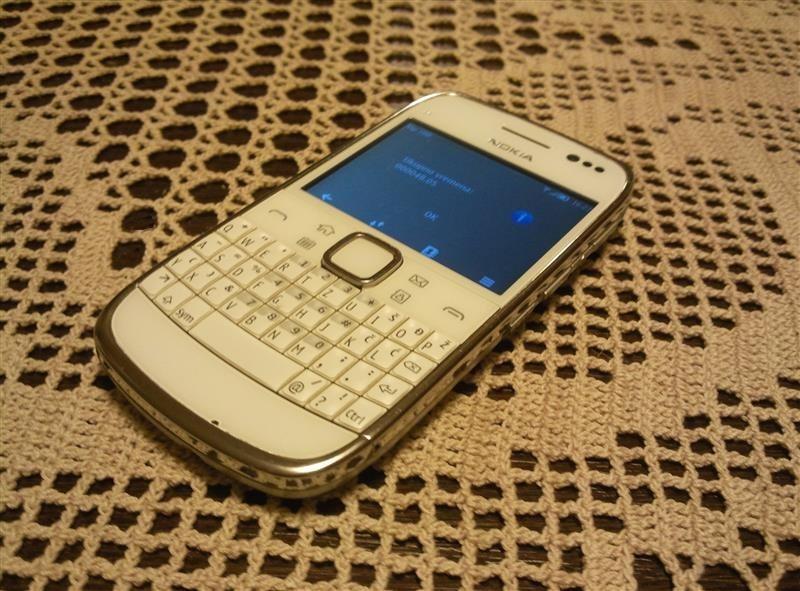 Nokia-E6