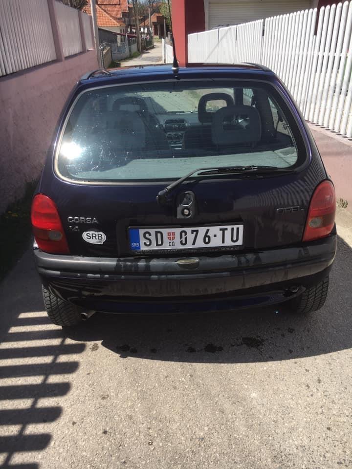 Opel-corsa