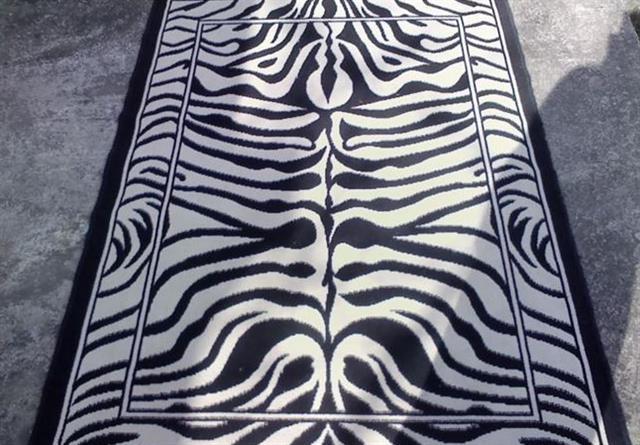 Zebra tepih