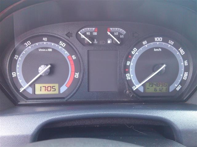 Skoda-Fabia--05
