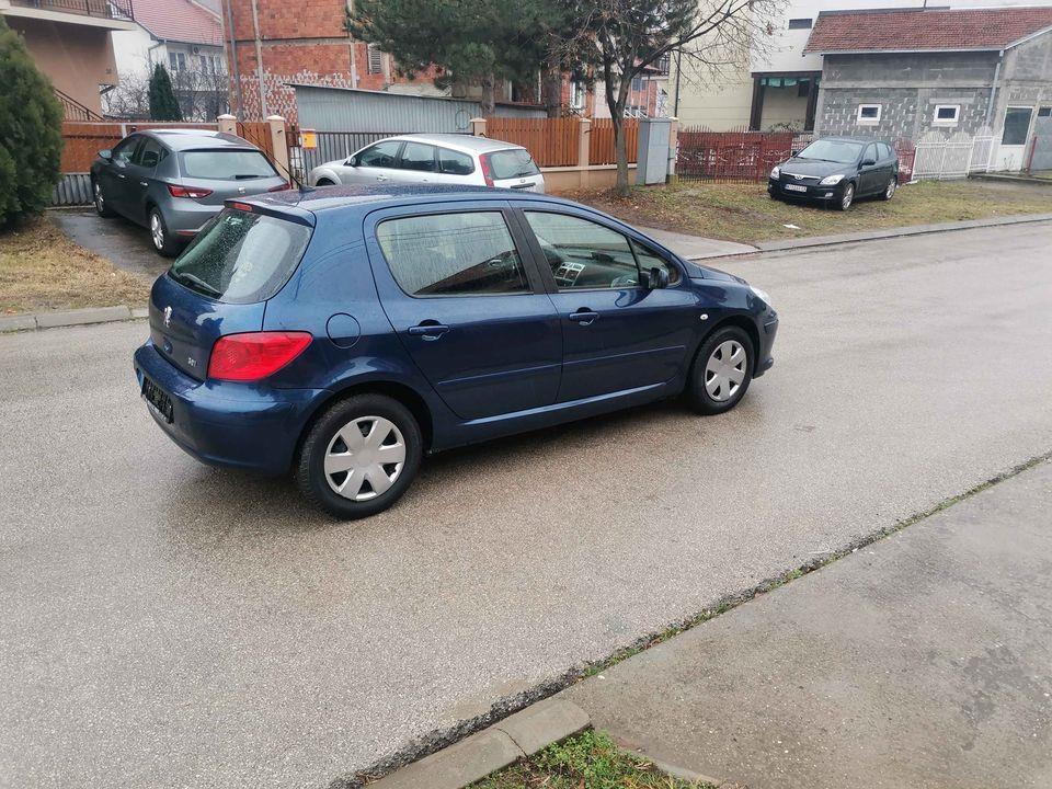 Peugeot-307