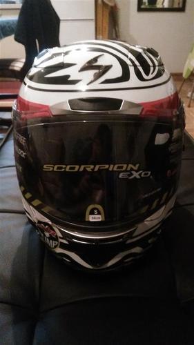 Kaciga scorpion exo nova