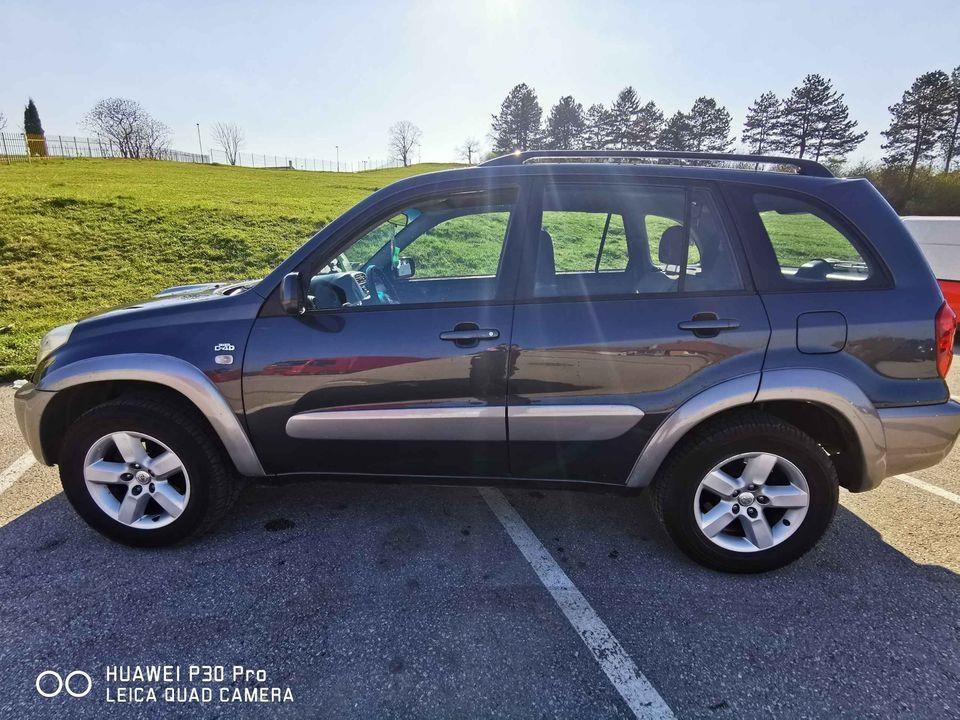 Rav-4-2-0d4d-2004god