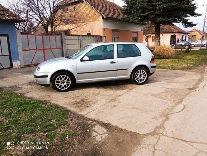 Golf 4